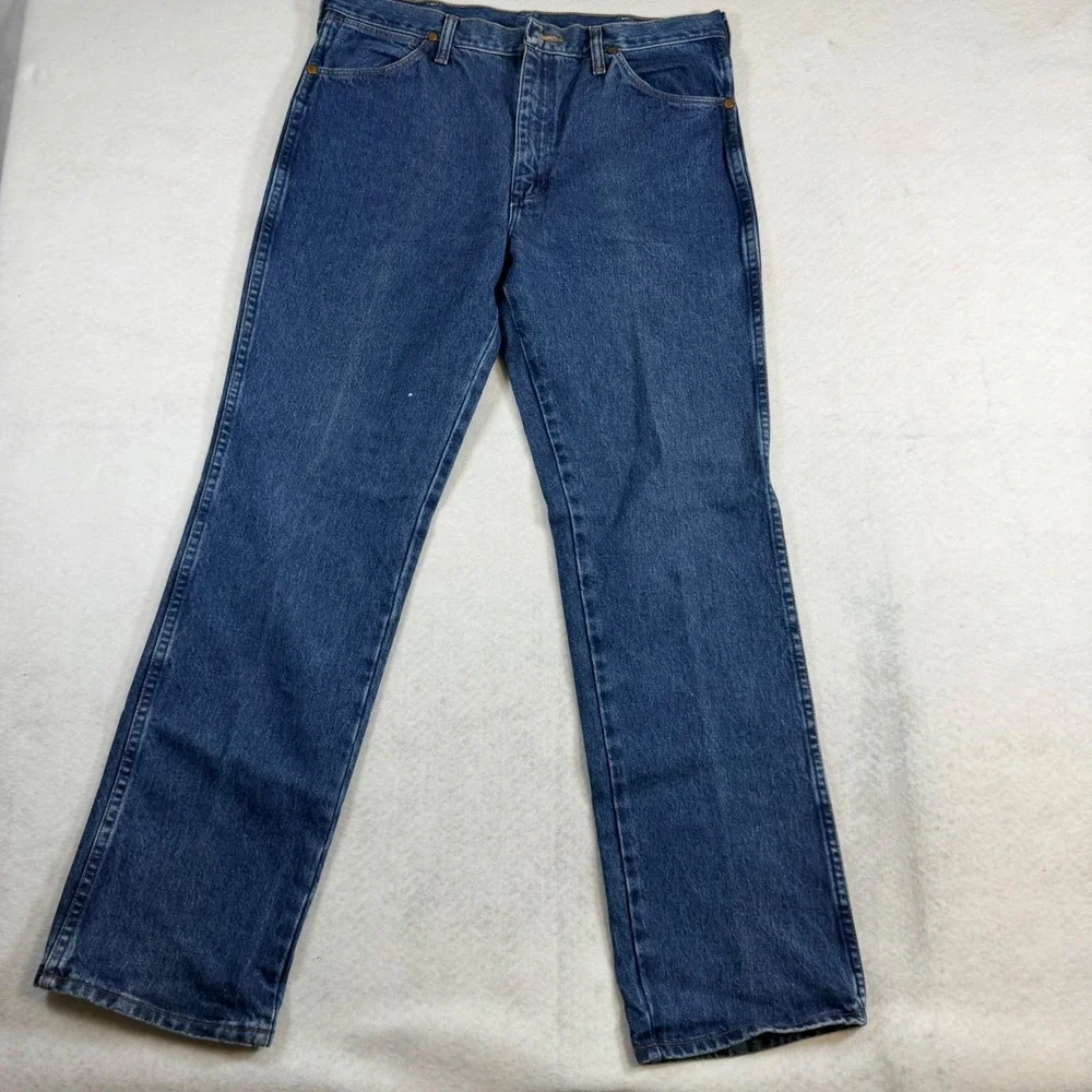 Wrangler Cowboy Cut Slim Fit Jeans Mens 35x32 Dark Wash Indigo 936GBK Made in